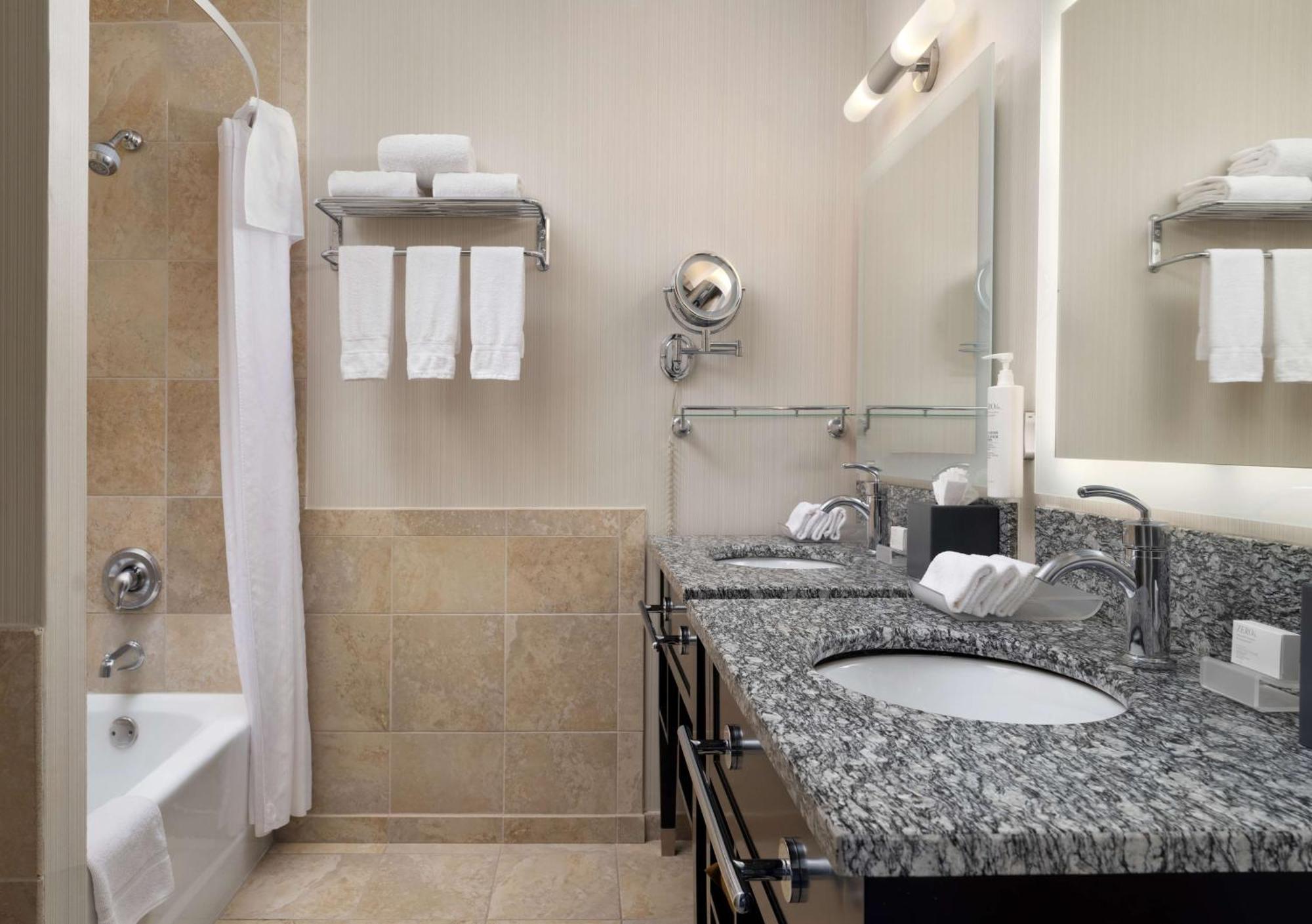 Homewood Suites By Hilton Chicago Downtown - Magnificent Mile Dış mekan fotoğraf
